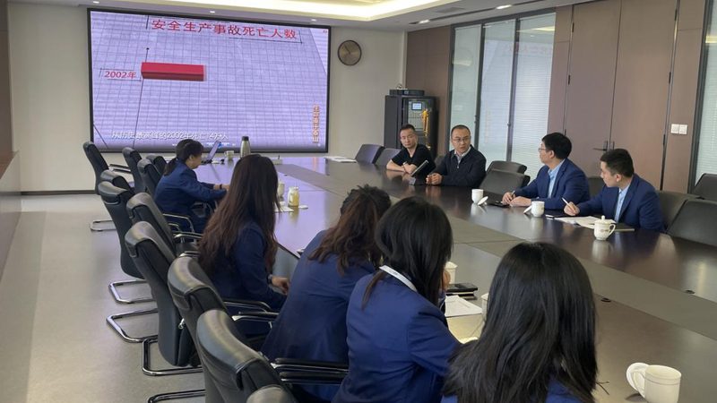 教学质量：了解网课的教学质量，可以从以下几个方面入手：
