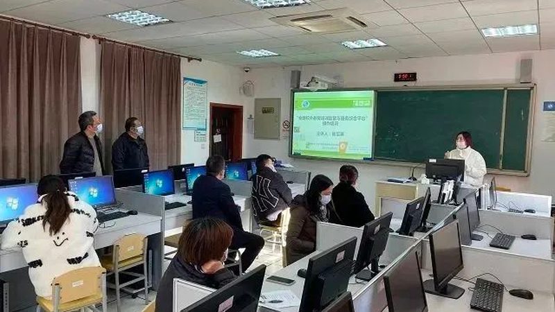 北京网络课程服务流程揭秘：从报名到结业的全方位解析