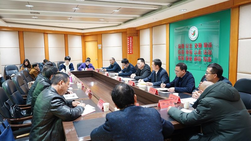 对于报班费用，我们不能仅仅看数字，更要关注性价比。以下是一些衡量性价比的要点：